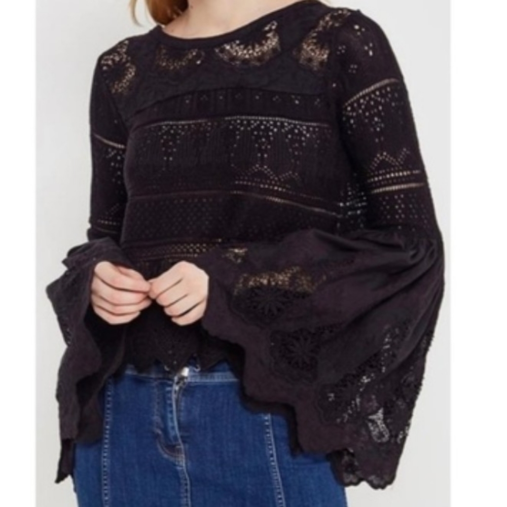 Free People Once Upon A Time Black Lace Bell Sleeve Top Size Small